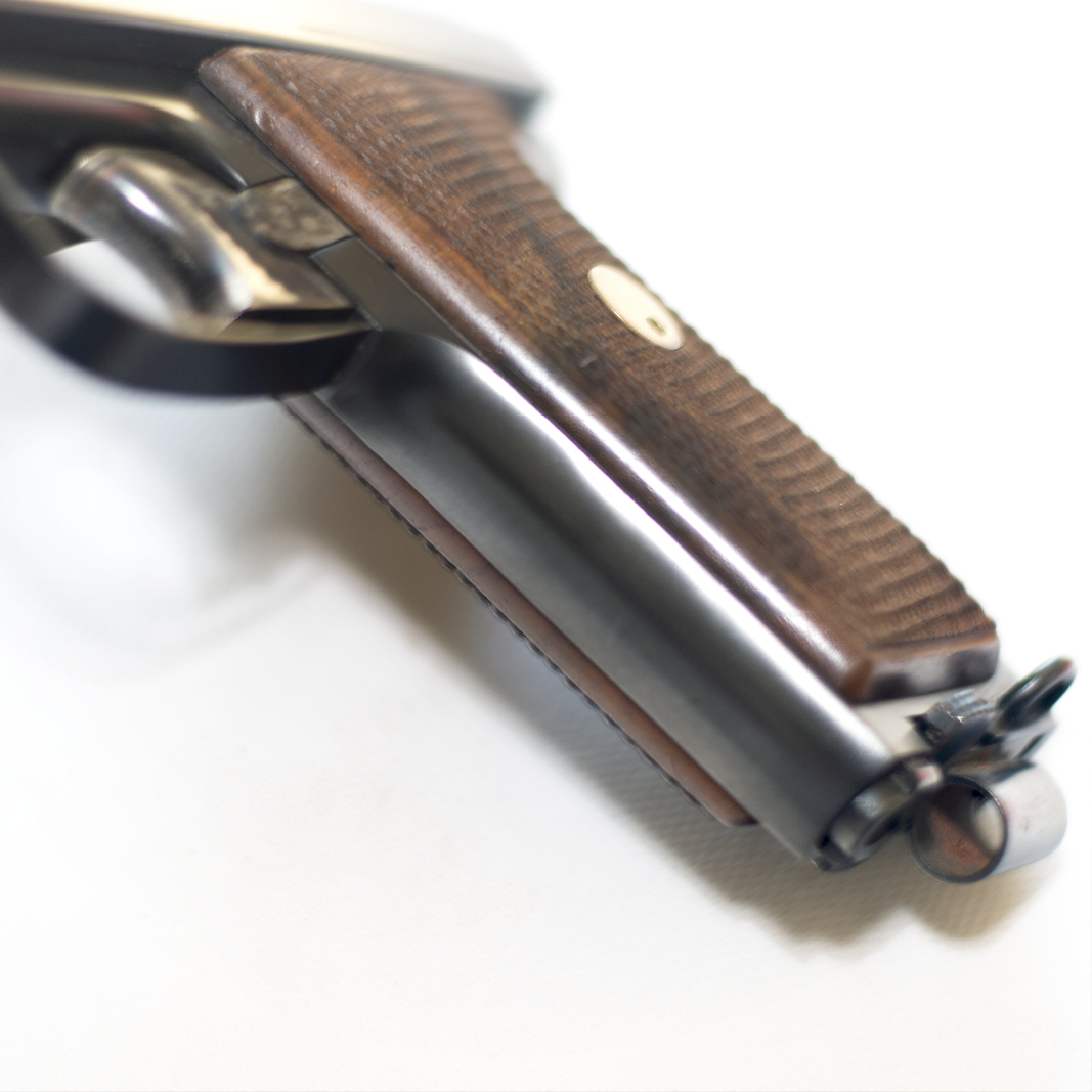 Pistolet semi automatique Manufrance Le Français type Armée 9mm long Browning 9x20mm