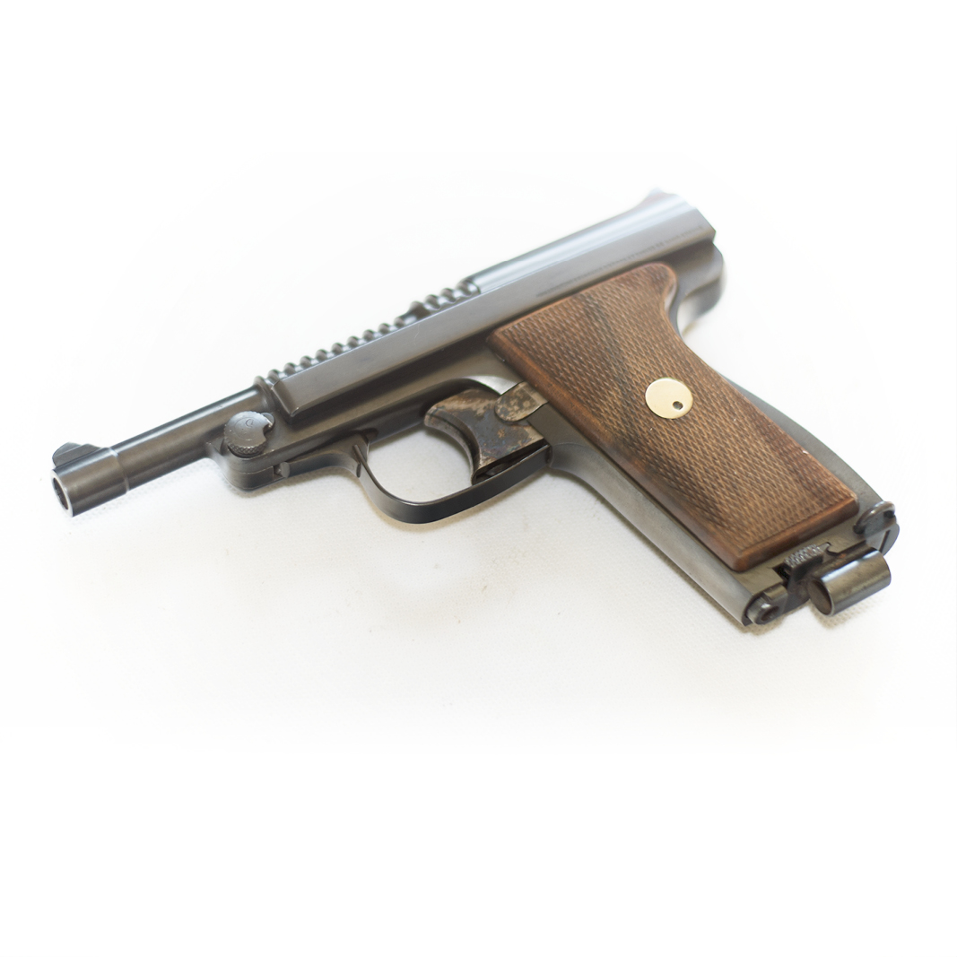 Pistolet semi automatique Manufrance Le Français type Armée 9mm long Browning 9x20mm