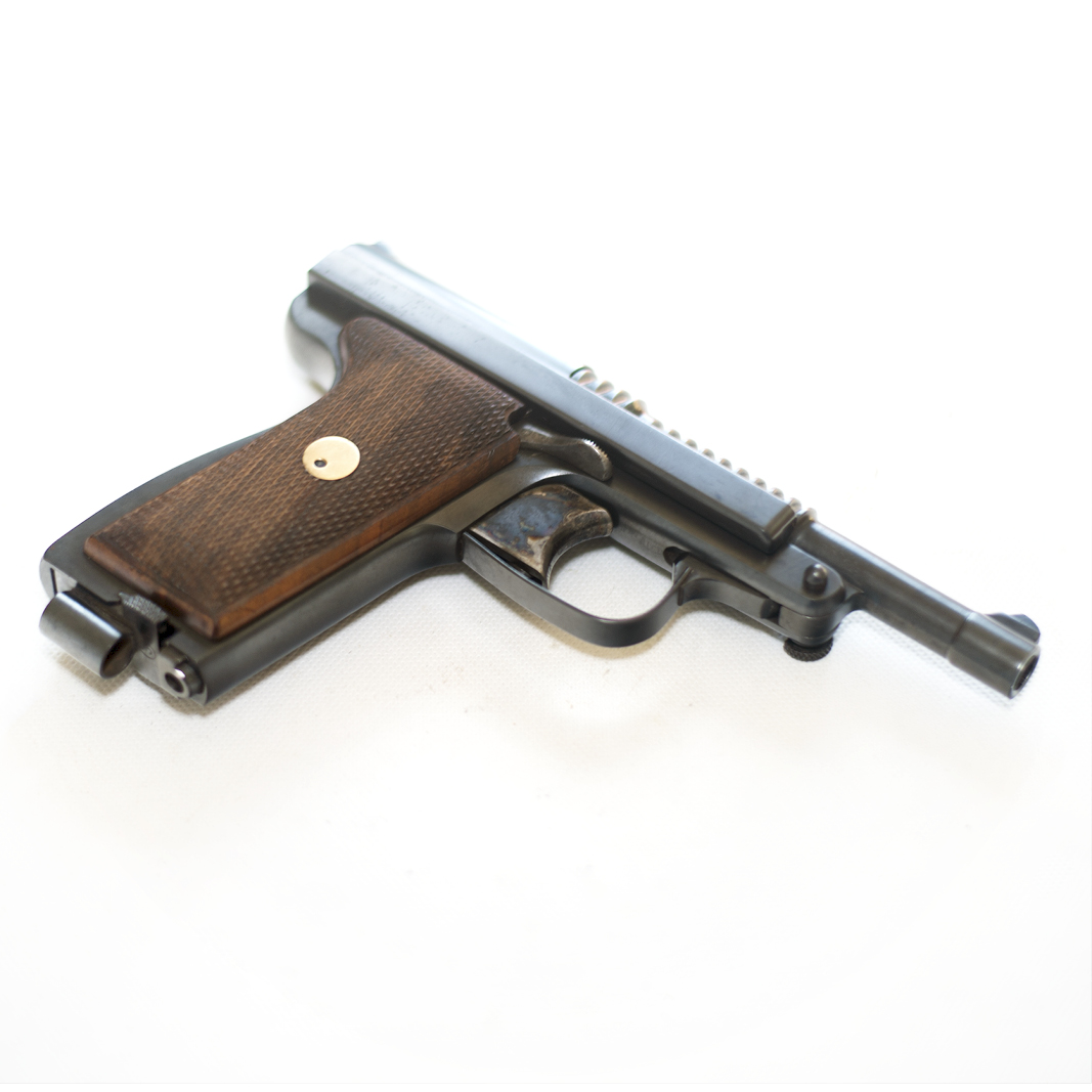 Pistolet semi automatique Manufrance Le Français type Armée 9mm long Browning 9x20mm